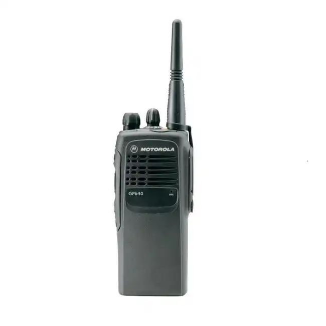 Носимая рация Motorola GP640